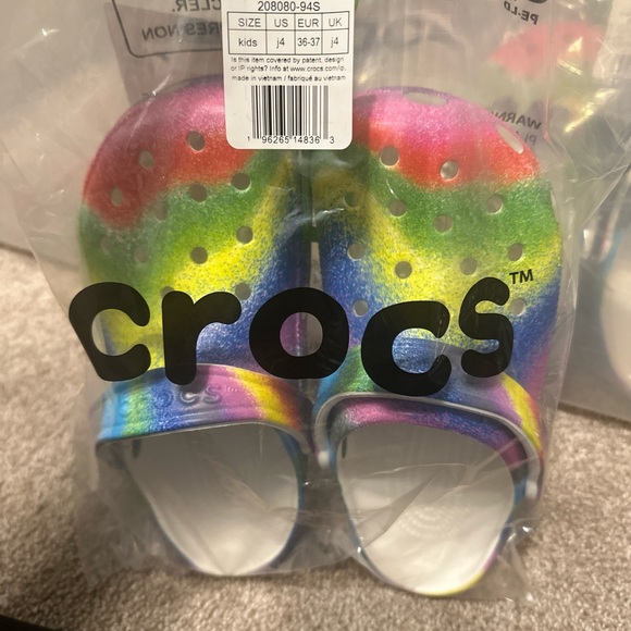 Crocs Kids' Classic Tie Dye Clogs (Little Kid/Big Kid) - Picture 2 of 5